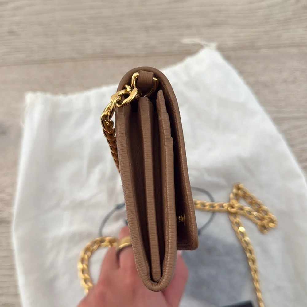 Prada crossbody - Picture 8 of 8